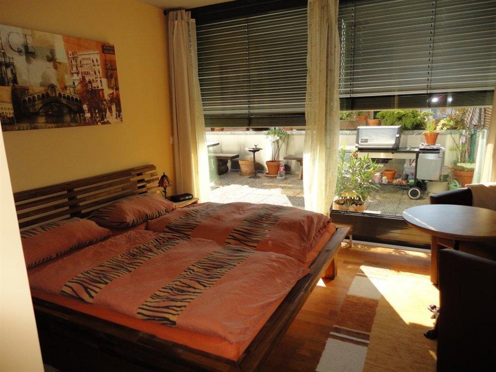 B & B Auf Dem Wolf, St. Jakob Basel Exterior photo